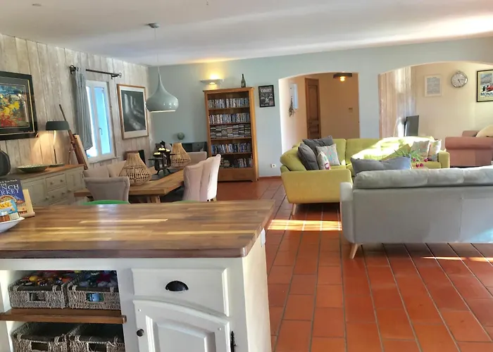 Provencale Moderne Villa *